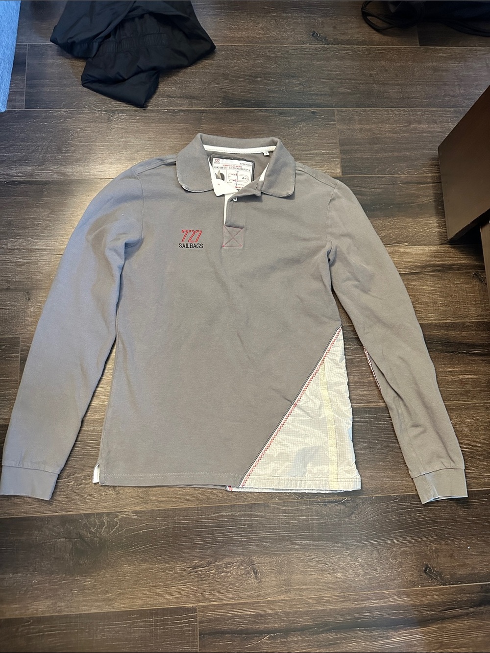 Long-Sleeve Grey Polo with Sail-Inspired Panel